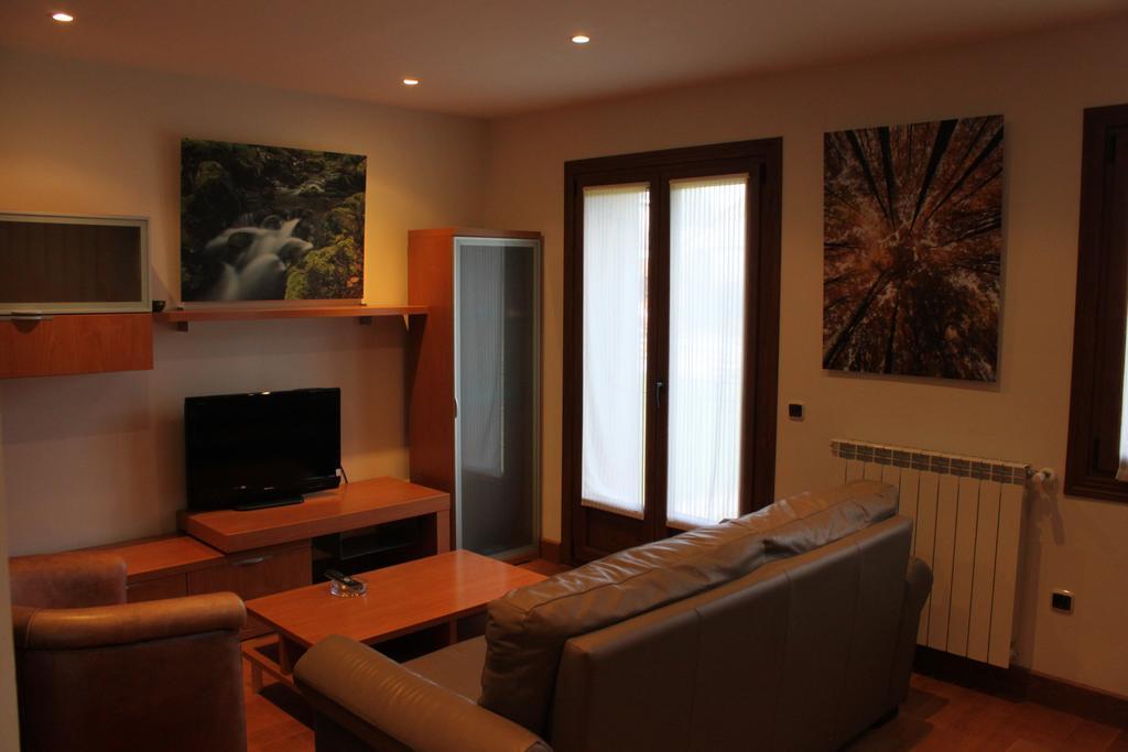 Apartamentos Irati Espinal-Auzperri Zimmer foto