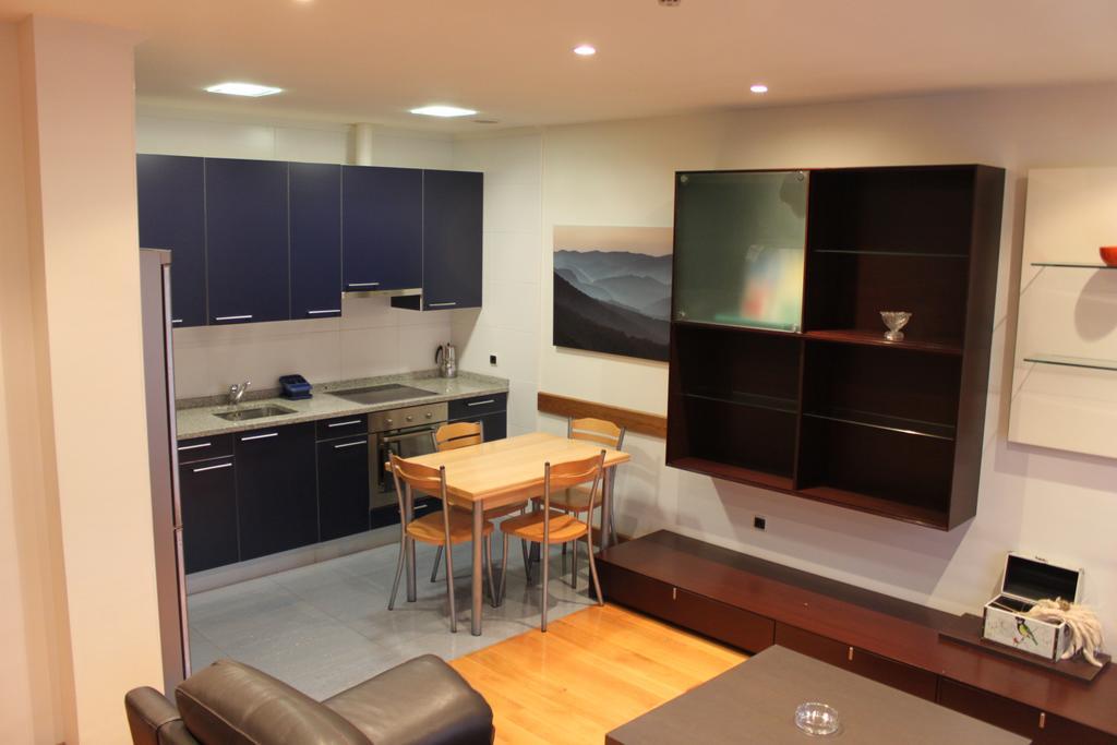 Apartamentos Irati Espinal-Auzperri Zimmer foto