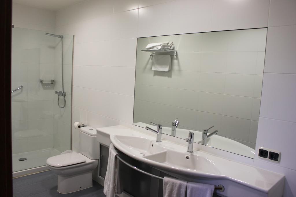 Apartamentos Irati Espinal-Auzperri Zimmer foto